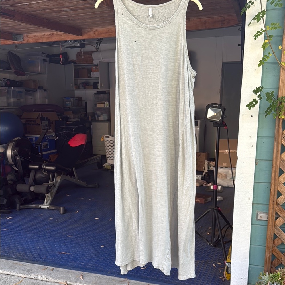 Magnolia Pearl Gray Sleeveless Dress